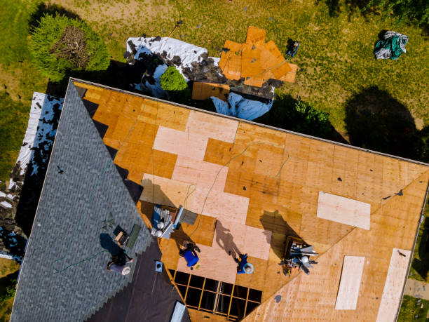 Quick and Trustworthy Emergency Roof Repair Services in Clay City, KY